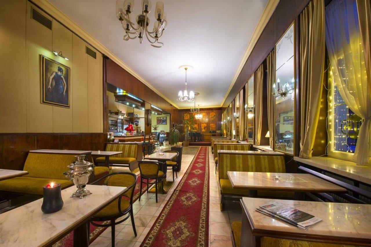 Hotel Europa Попрад Экстерьер фото