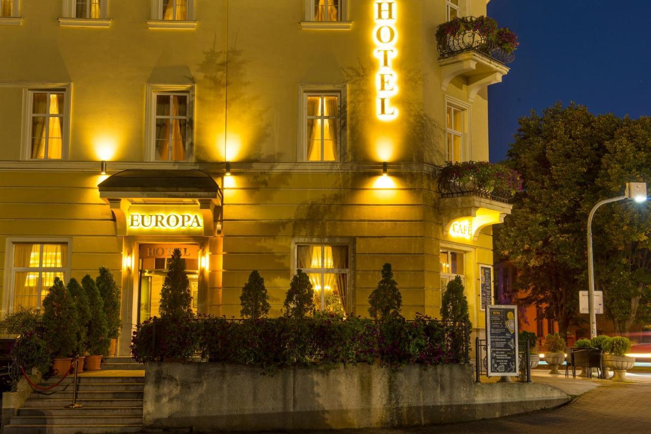 Hotel Europa Попрад Экстерьер фото