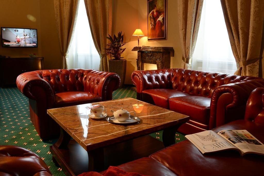 Hotel Europa Попрад Экстерьер фото