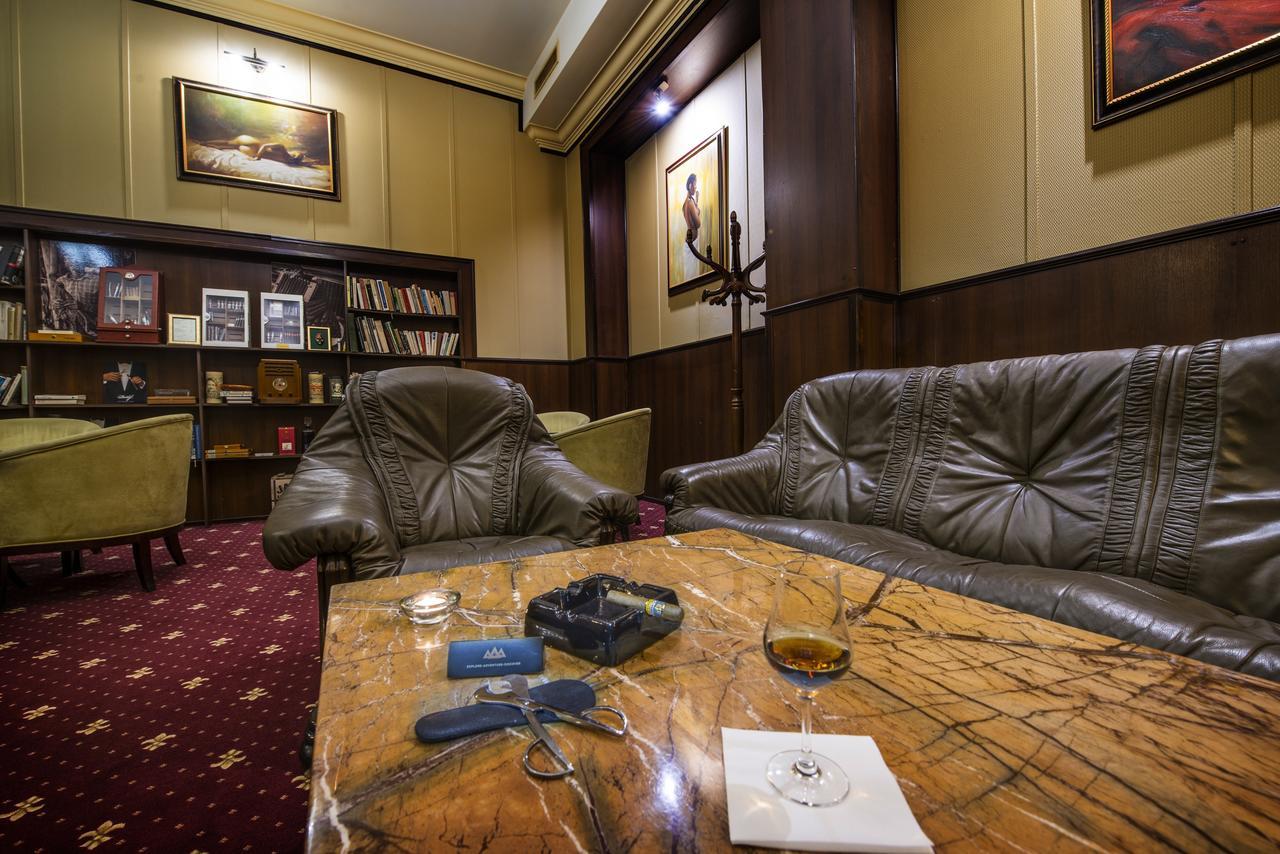 Hotel Europa Попрад Экстерьер фото